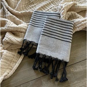 Tea Towels/Dish Towels 2 Gray and Black